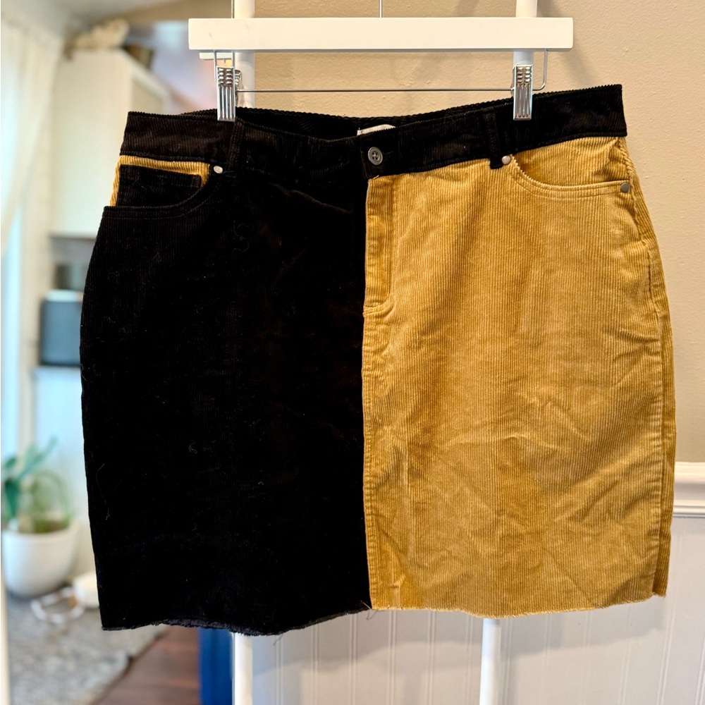 Cato Colorblock Corduroy Mini Skirt - Black & tan